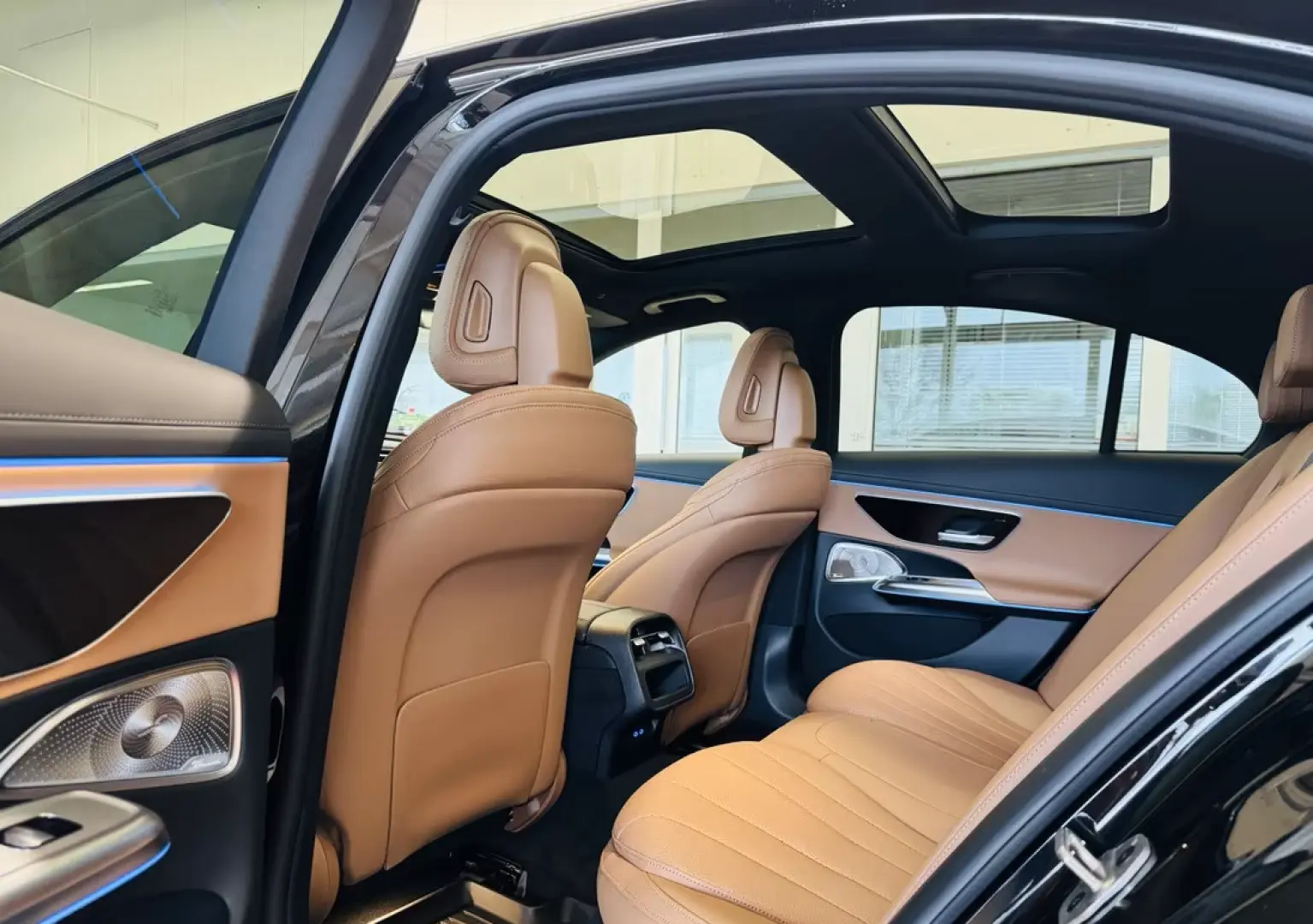 Mercedes-Benz E 300 e AMG-Line*PANO*MEMORY
