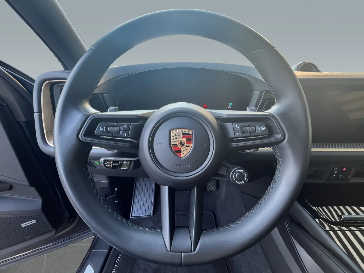 Cayenne E-Hybrid Pano.,BOSE,Privacy,Sportabg.,PA