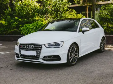 AUDI S3 / Quattro / S Tronic