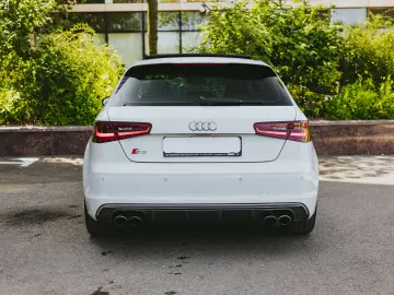 AUDI S3 / Quattro / S Tronic
