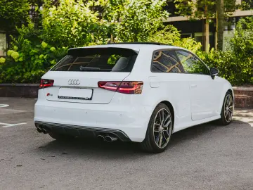 AUDI S3 / Quattro / S Tronic