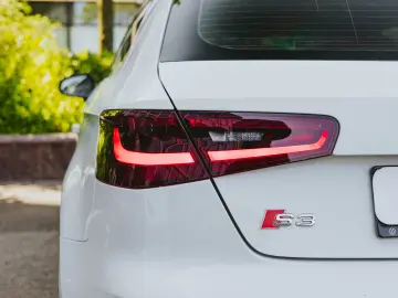 AUDI S3 / Quattro / S Tronic