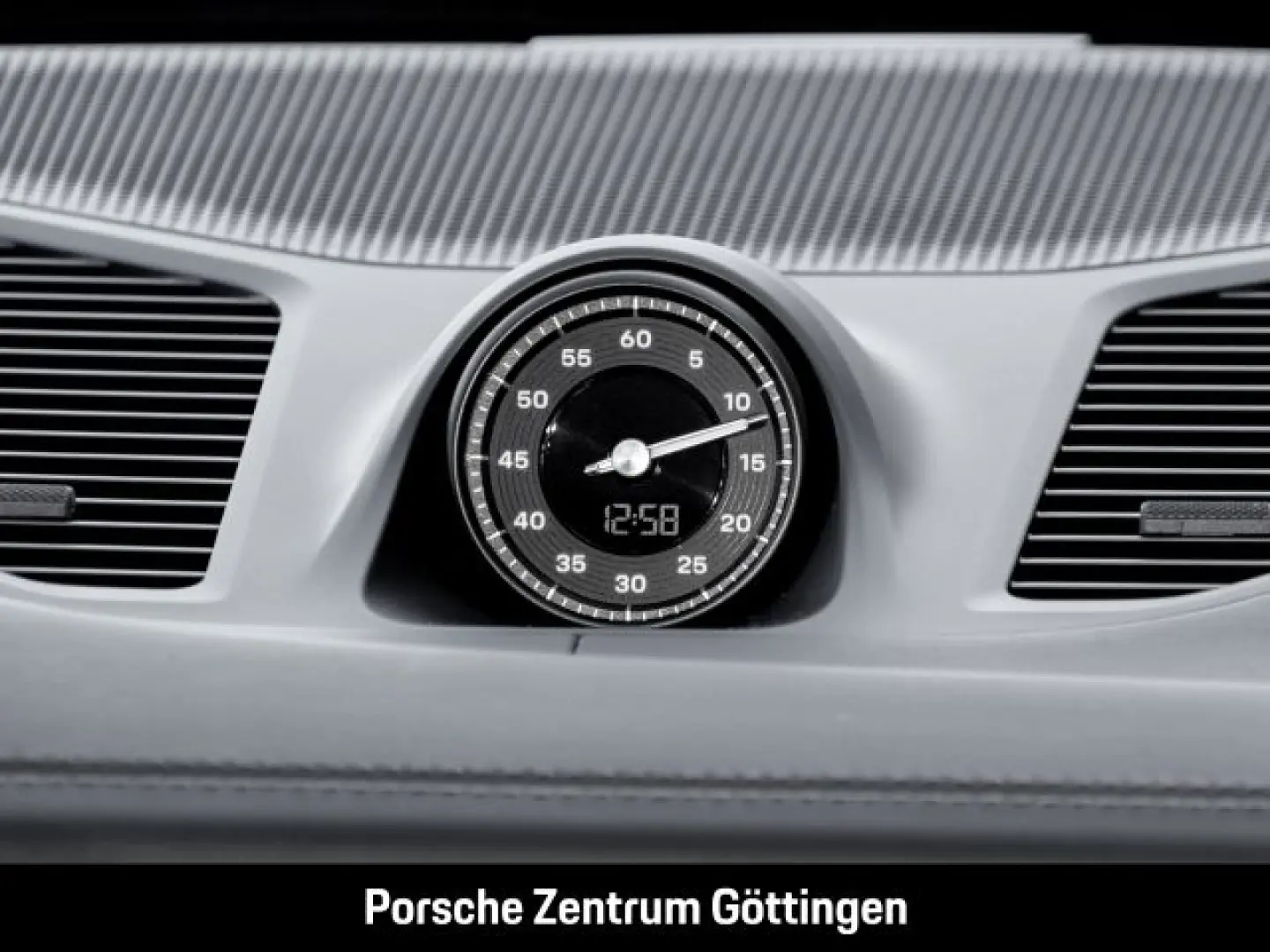 Cayenne GTS Coupe BOSE InnoDrive Surround-View