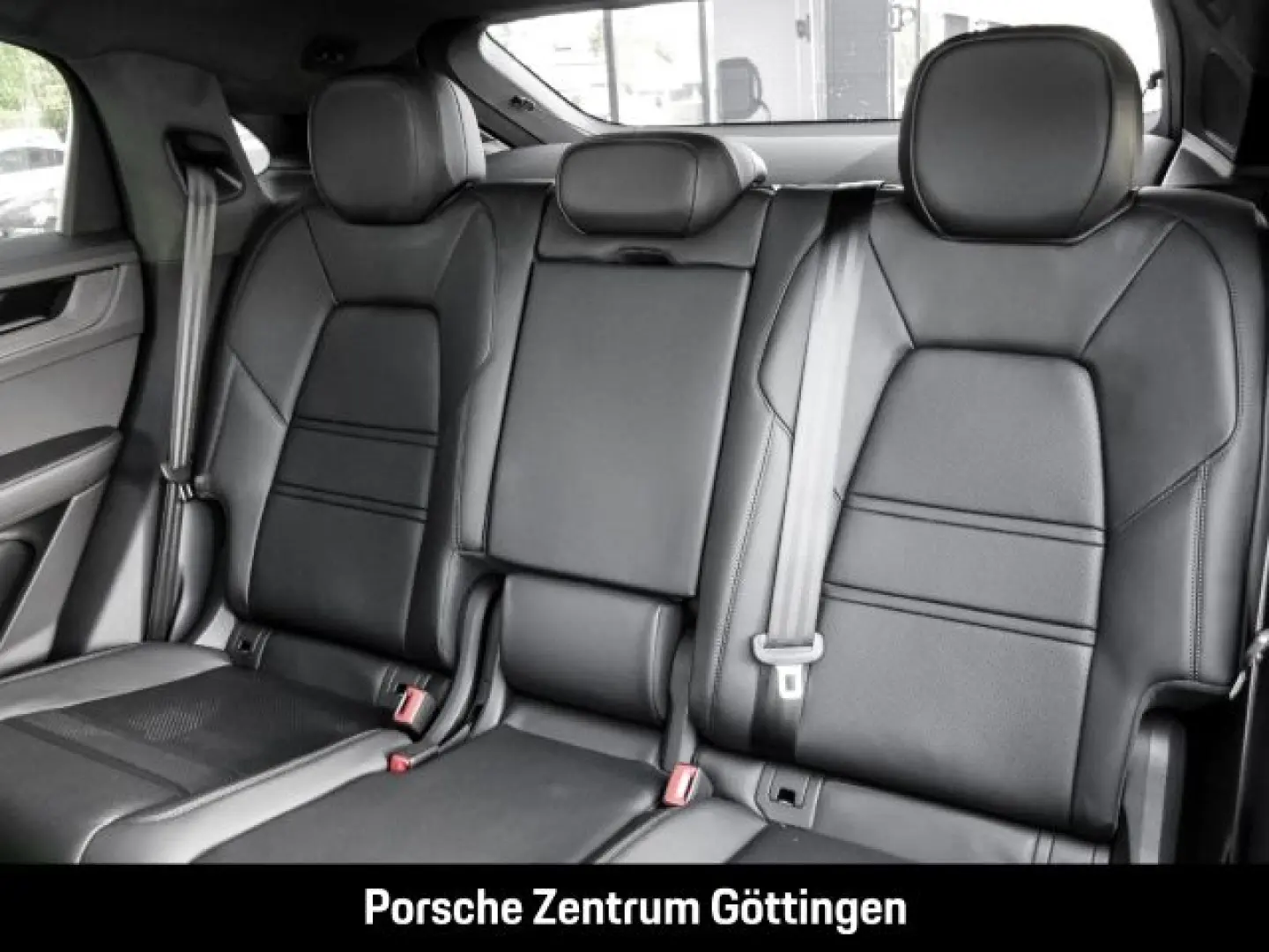 Cayenne GTS Coupe BOSE InnoDrive Surround-View