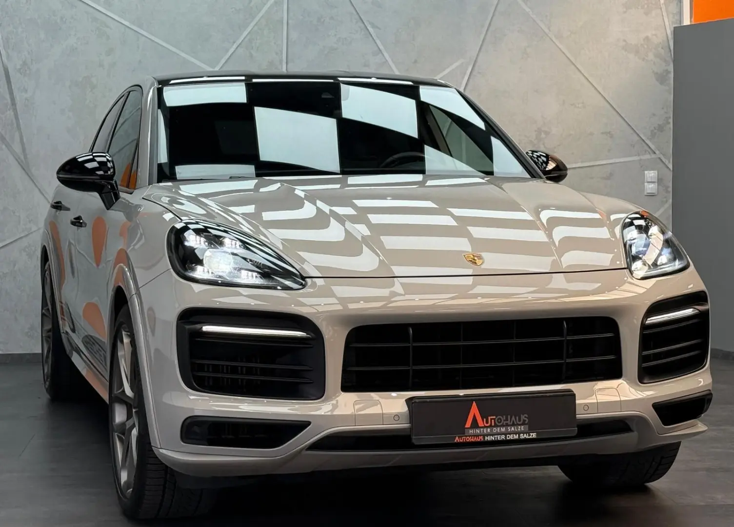 Cayenne GTS 4.0 V8 |GT-PAKET|LEICHTBAU|CARBON