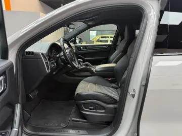 Cayenne GTS 4.0 V8 |GT-PAKET|LEICHTBAU|CARBON