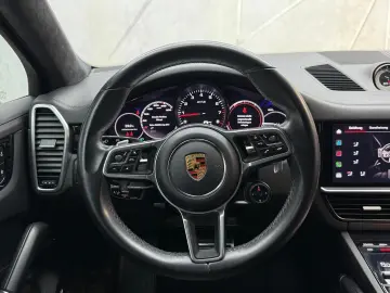 Cayenne GTS 4.0 V8 |GT-PAKET|LEICHTBAU|CARBON