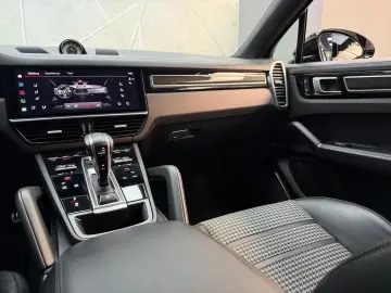 Cayenne GTS 4.0 V8 |GT-PAKET|LEICHTBAU|CARBON