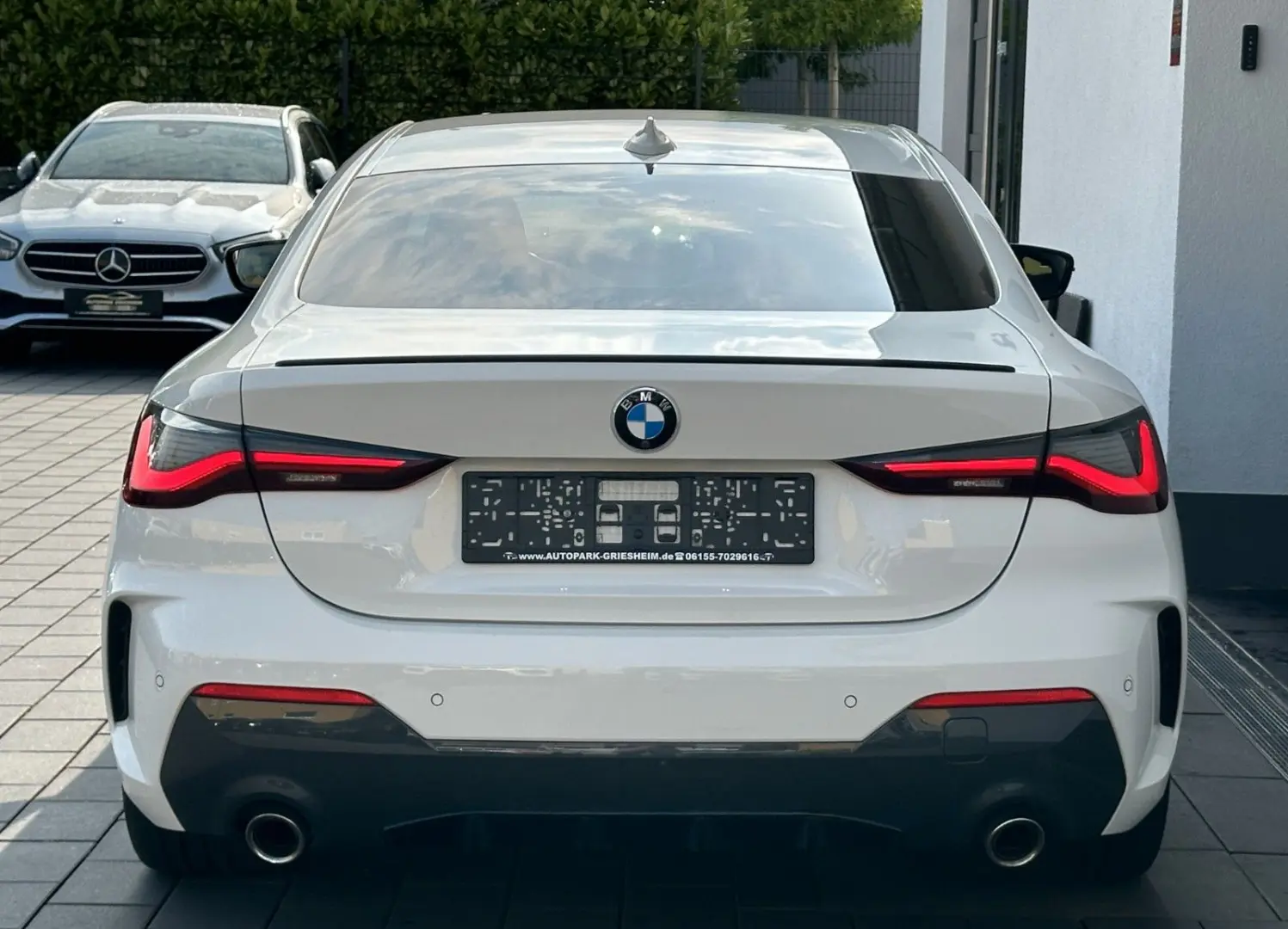 430 i Coupe M-SPORT*LiveCockpit*LASERLICHT*KeyGO
