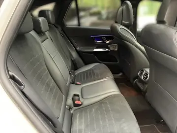 GLC 300 de 4M AMG+NIGHT+PANO+AHK+BURMESTER+KAM