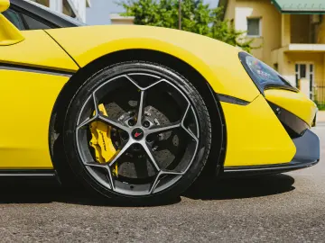 McLaren 570S Spider