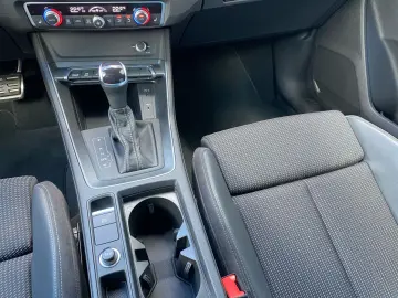 Q3 Sportback 45TFSIe S tronic Virtual CAM Navi