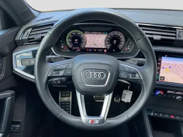 Q3 Sportback 45TFSIe S tronic Virtual CAM Navi