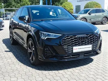 Q3 Sportback 45 TFSI e S line Edition One