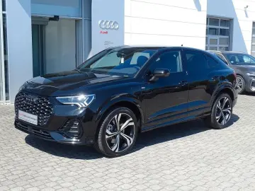 Q3 Sportback 45 TFSI e S line Edition One