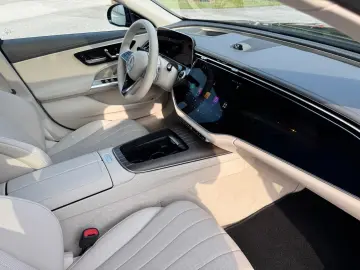 E 300 de 4MATIC PANO*HUD*360KAM*Exclusive Premi+