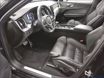 XC60 T6 AWD R-Design Leder Navi LED H-K Pano