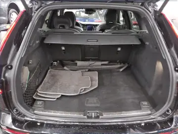 XC60 T6 AWD R-Design Leder Navi LED H-K Pano