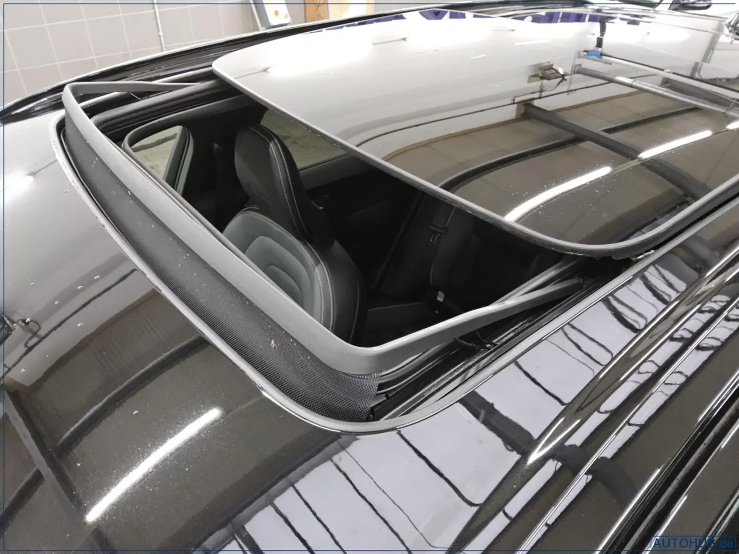 XC60 T6 AWD R-Design Leder Navi LED H-K Pano