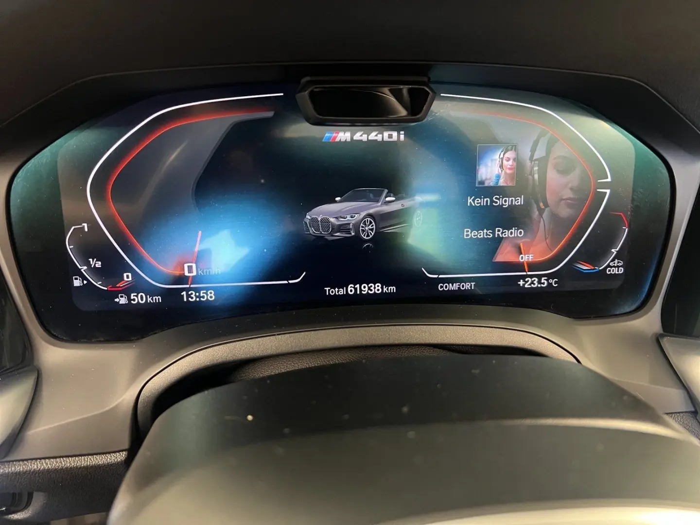 M440i xDrive Cabrio 19