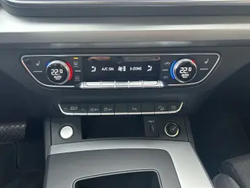 Q5 40 TDI S-Line qu Matrix AHK Kamera Navi virtu