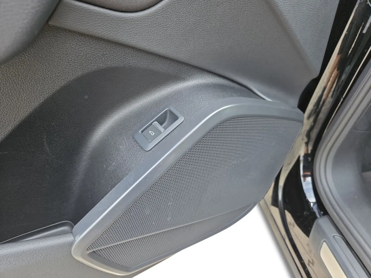 Q5 40 TDI qu. S-tronic, AHK/KAM/TOUR/LED/VIRTUAL