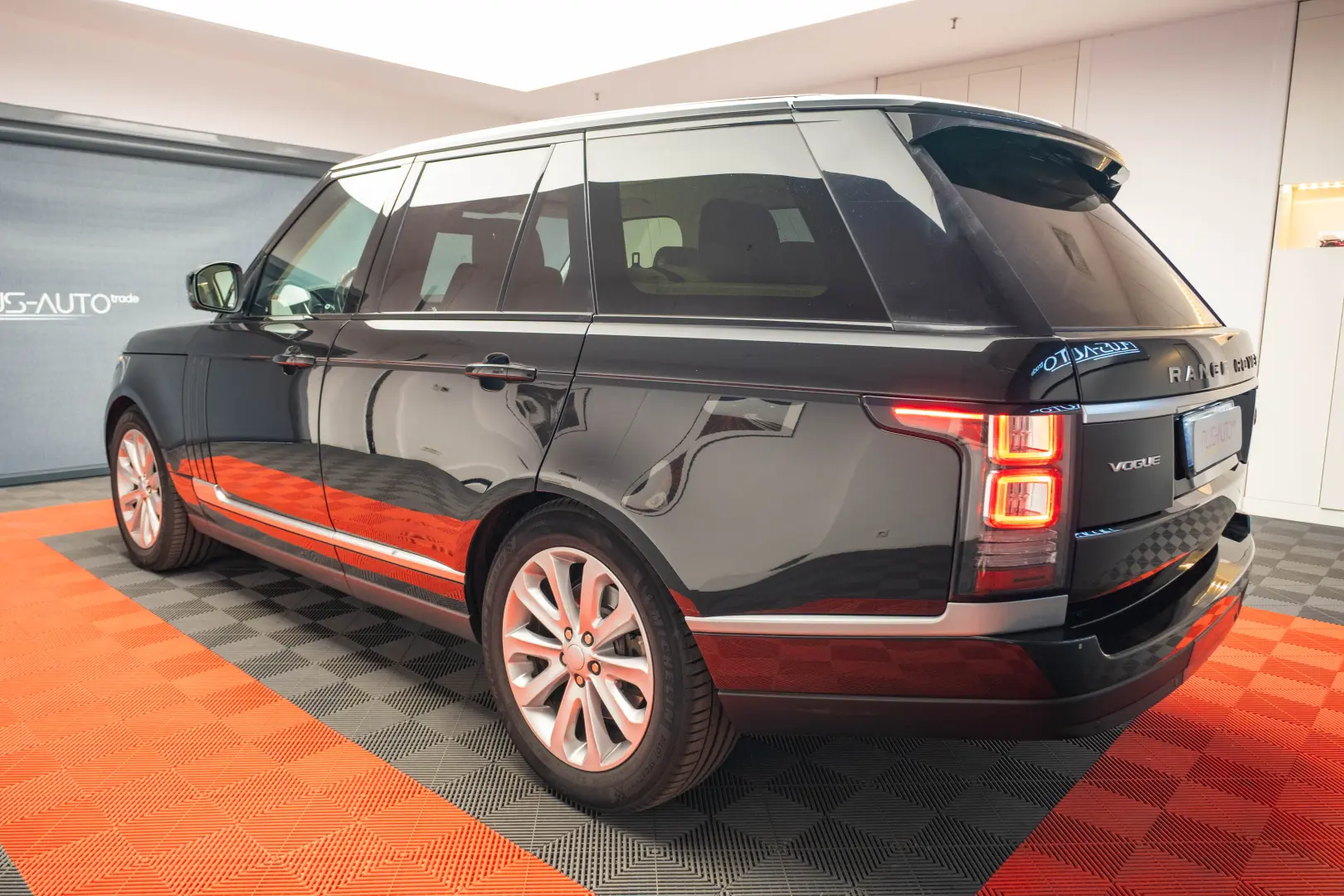 RANGE ROVER  3.0 V6 D Gen2 Mono Turbo  With Diesel Engines