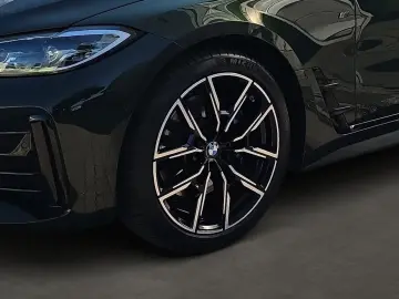 M440i xDrive Live Cockpit Prof*Komfortzugang*19
