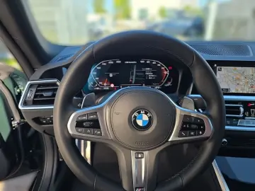M440i xDrive Live Cockpit Prof*Komfortzugang*19