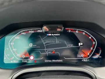 M440i xDrive Coupe Innovationsp. Sport Aut. AHK