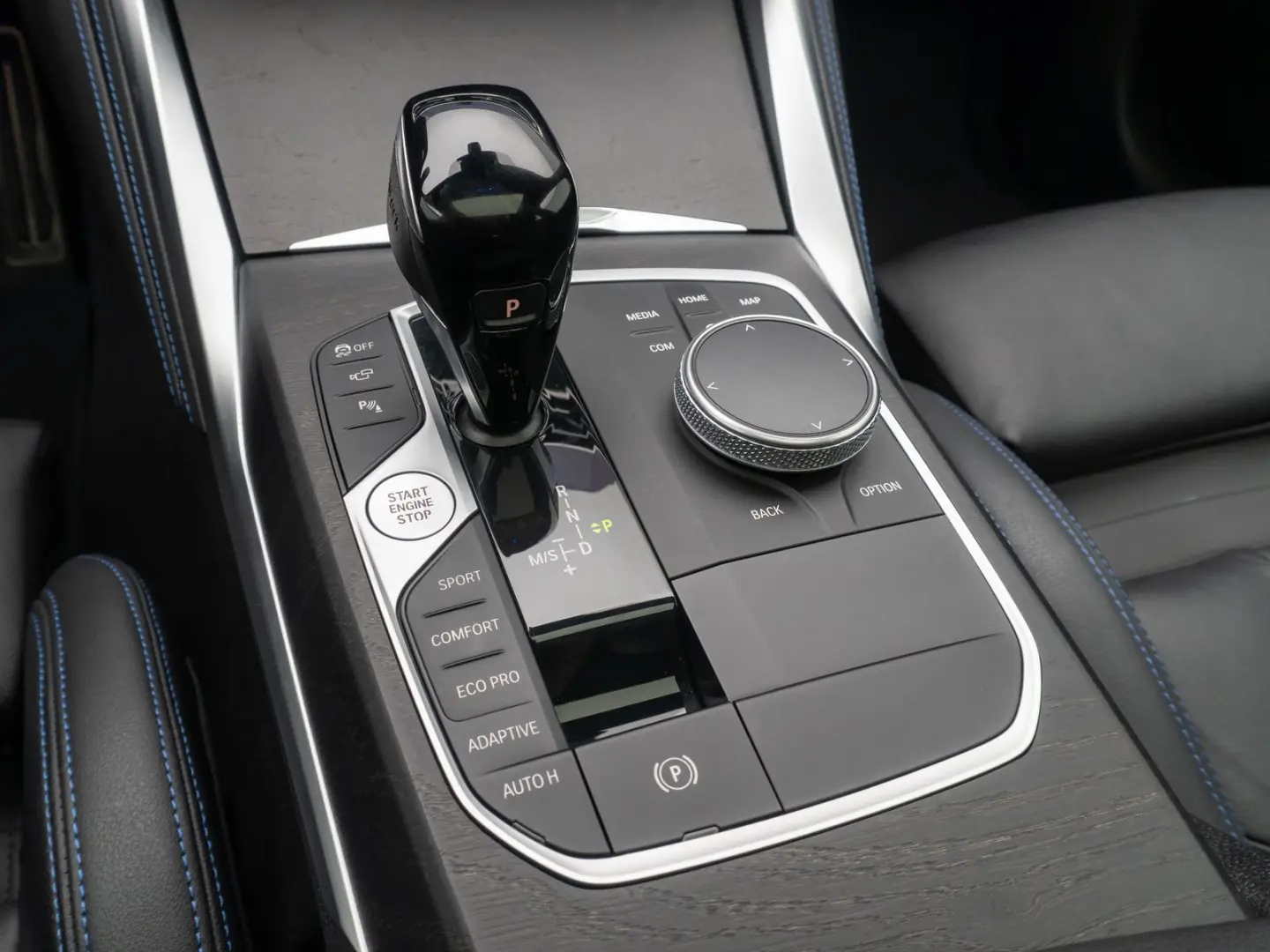 M440i xD GC Glasdach 360°Laser HUD DAB H/K AHK