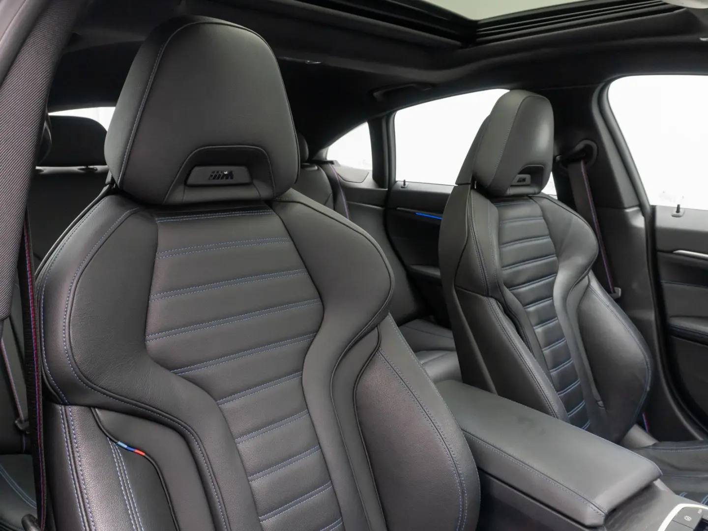 M440i xD GC Glasdach 360°Laser HUD DAB H/K AHK