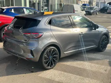 Renault Clio Esprit Alpine Full Hybrid 145