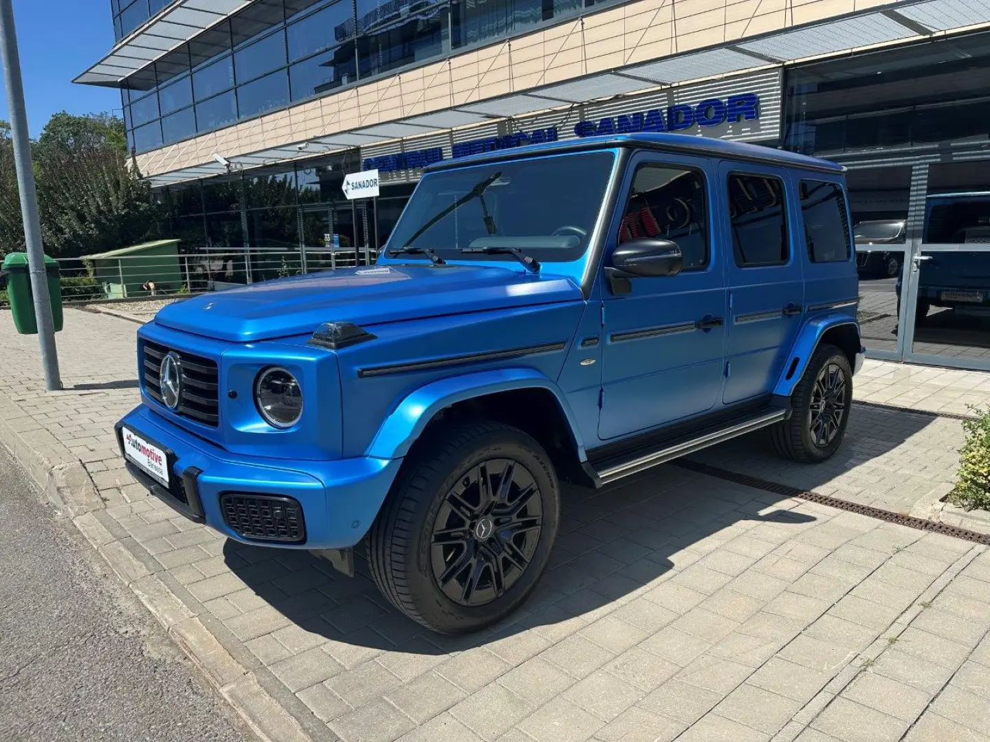 MERCEDES BENZ G580 EQ EDITION ONE