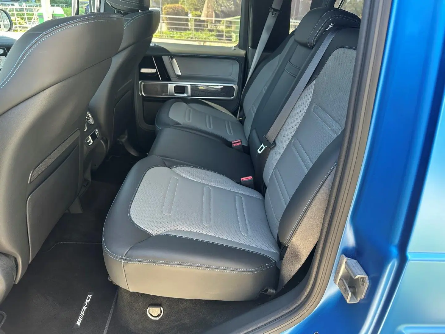 MERCEDES BENZ G580 EQ EDITION ONE