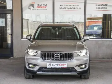 VOLVO XC40 T5 PLUG-IN HYBRID INSCRIPTION