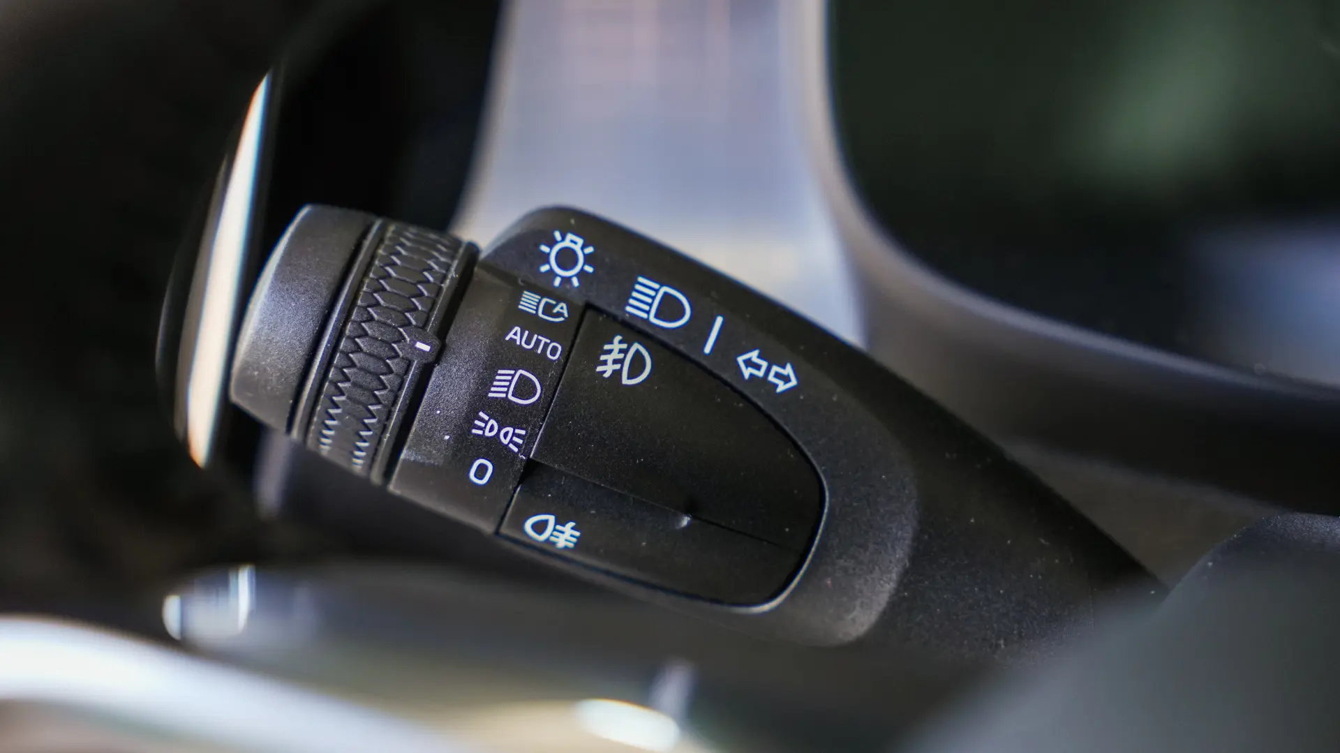 VOLVO XC40 T5 PLUG-IN HYBRID INSCRIPTION