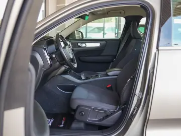 VOLVO XC40 T5 PLUG-IN HYBRID INSCRIPTION