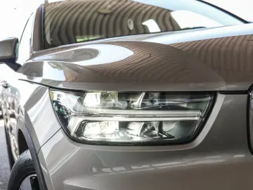 VOLVO XC40 T5 PLUG-IN HYBRID INSCRIPTION