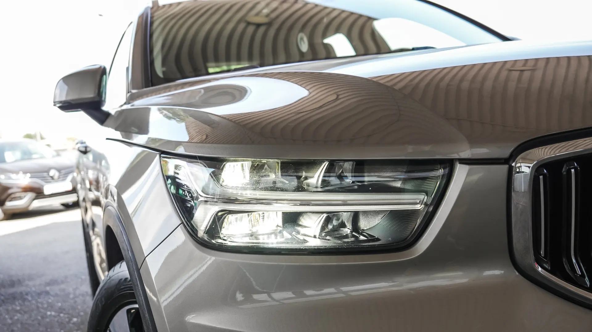 VOLVO XC40 T5 PLUG-IN HYBRID INSCRIPTION