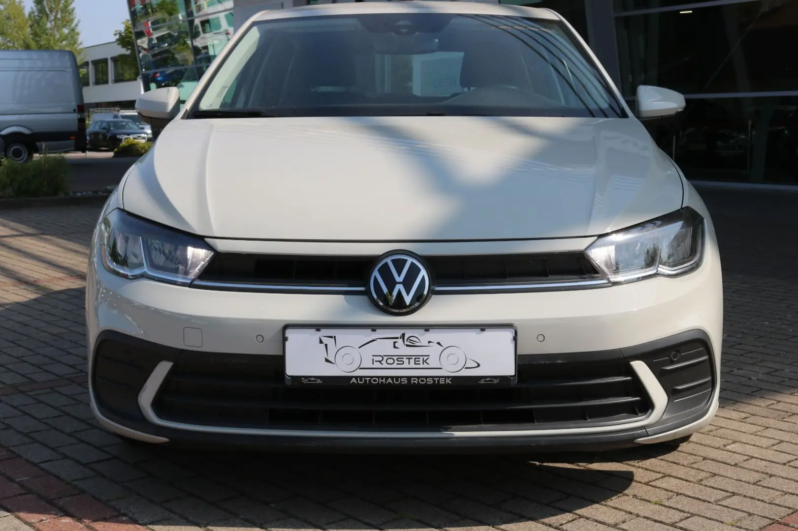 Polo Life 1.0 /LED/SHZ/App-Connect/Klima/PDC/