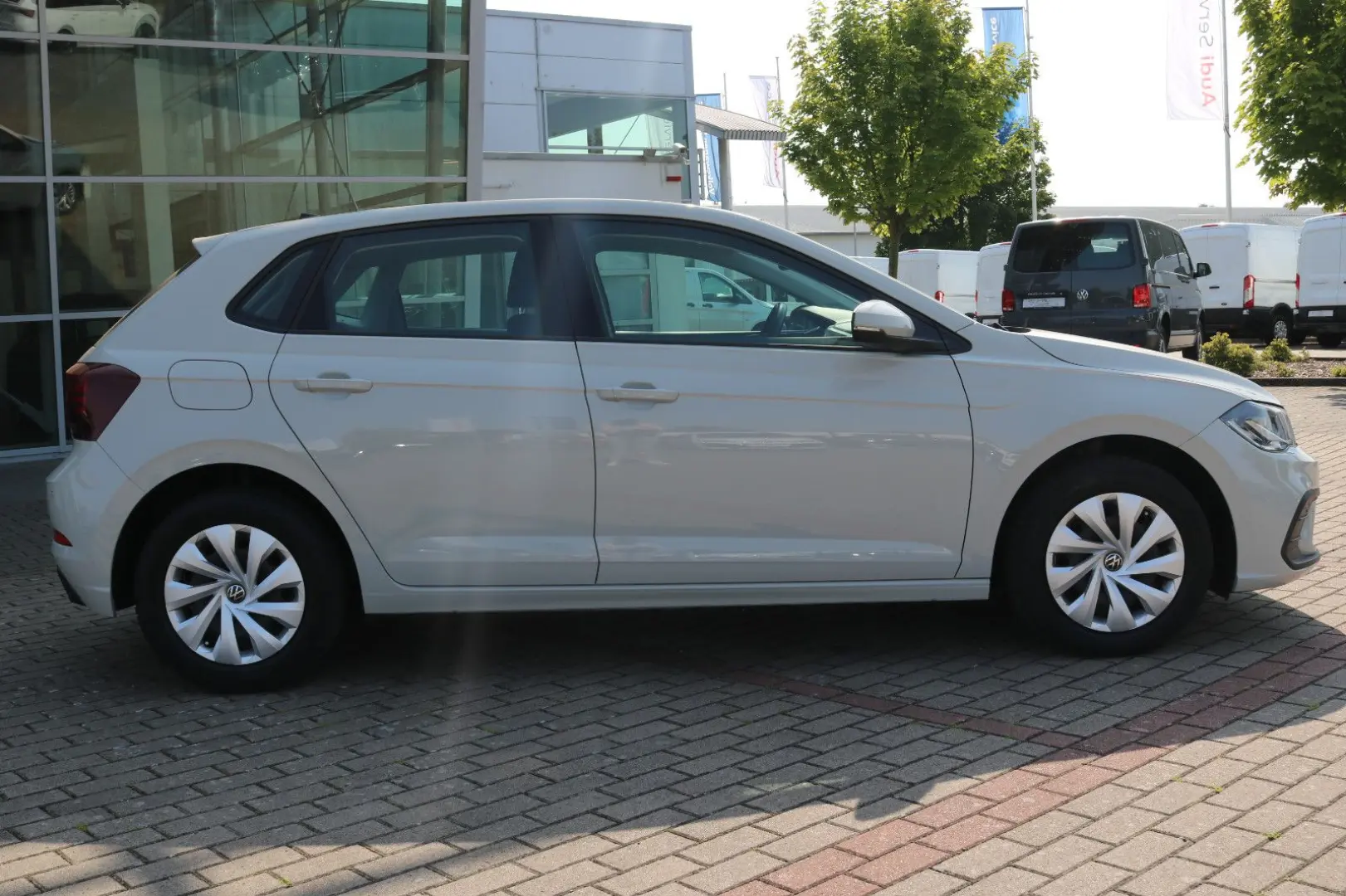 Polo Life 1.0 /LED/SHZ/App-Connect/Klima/PDC/