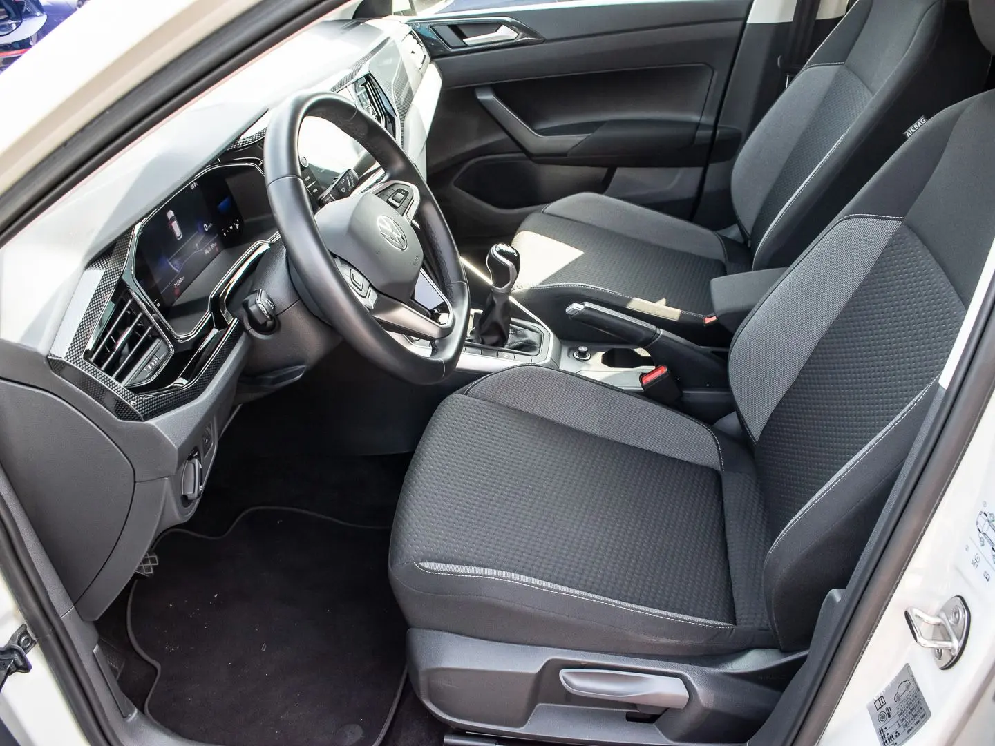 Polo 1.0 MPI Life LED LM FLA PDC SPURH KLIMAA