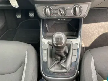 Fabia 1.0 MPI Klima LED SHZ PDC Front Assist