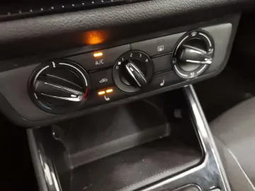 Fabia 1.0 MPI Active AHK|LED|Winter