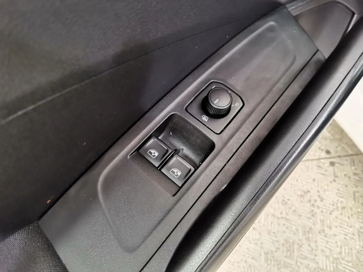 Fabia 1.0 MPI Active AHK|LED|Winter