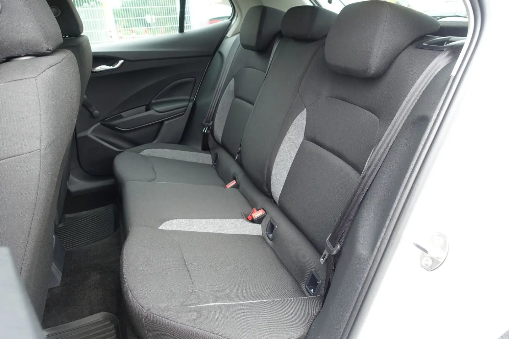 Fabia Active*LED*Assist-Paket*AppleCarPlay*PDC*