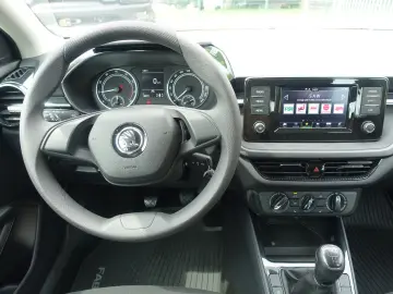 Fabia Active*LED*Assist-Paket*AppleCarPlay*PDC*