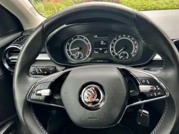 Fabia Tour 70KW,Allu,PDC,Sitzheizung,LED,SpurAsi