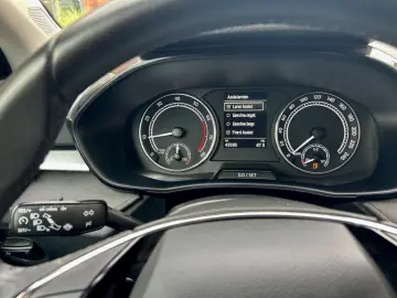 Fabia Tour 70KW,Allu,PDC,Sitzheizung,LED,SpurAsi